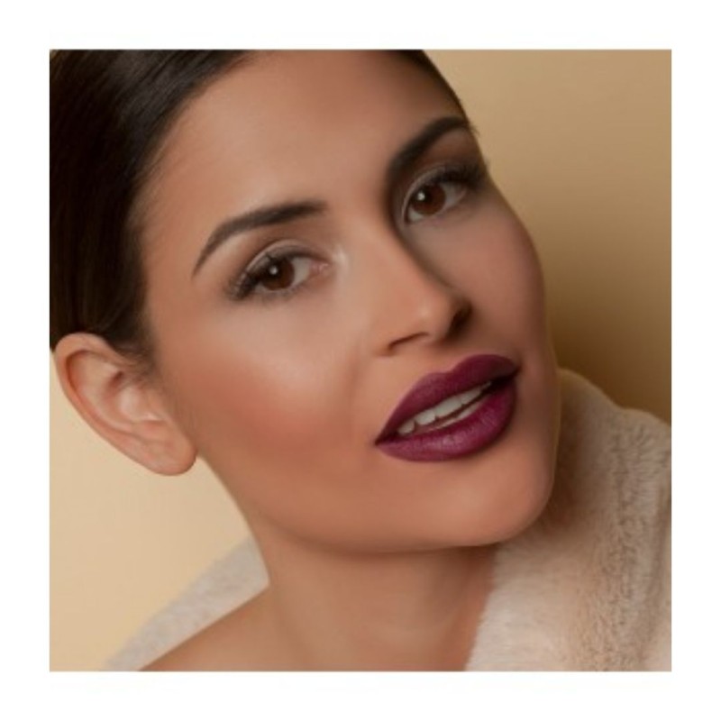 Barra de labios líquida. Efecto Mate. Velvet lips Taboo Tahe