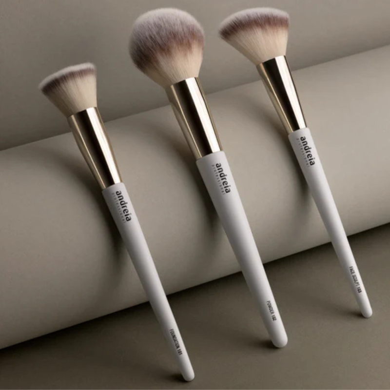 102 Powder Brush – Pincel Profesional Largo para Polvos